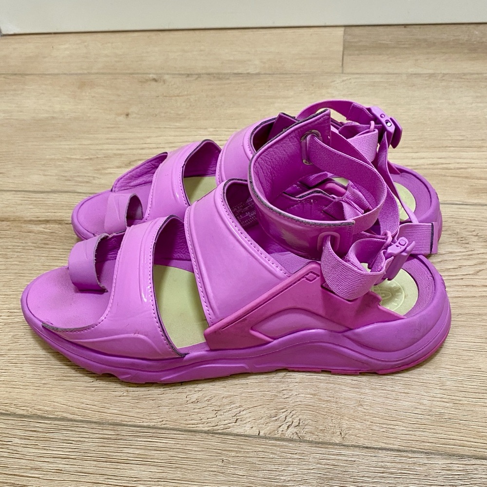 Nike Air Huarache Gladiator QS Sandals Fuchsia Glow women’s size 11 - Picture 8 of 12